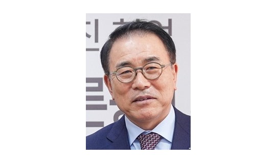 <div><a href='http://www.koreapeace.foundation/bbs/board.php?bo_table=sub02_03&wr_id=97' class='btn btn-skin btn-slide'>"의대로 인재 쏠린 韓…AI융합 땐 'AI 톱3' 강국 될 강점…</a></div><br/><br/>2025-08-11