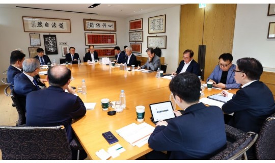 <div><a href='http://www.koreapeace.foundation/bbs/board.php?bo_table=sub02_06&wr_id=29' class='btn btn-skin btn-slide'>[한중비전포럼25] “자강과 연대로 한·미 동맹 유지하며 대중 …</a></div><br/><br/>2026-05-21